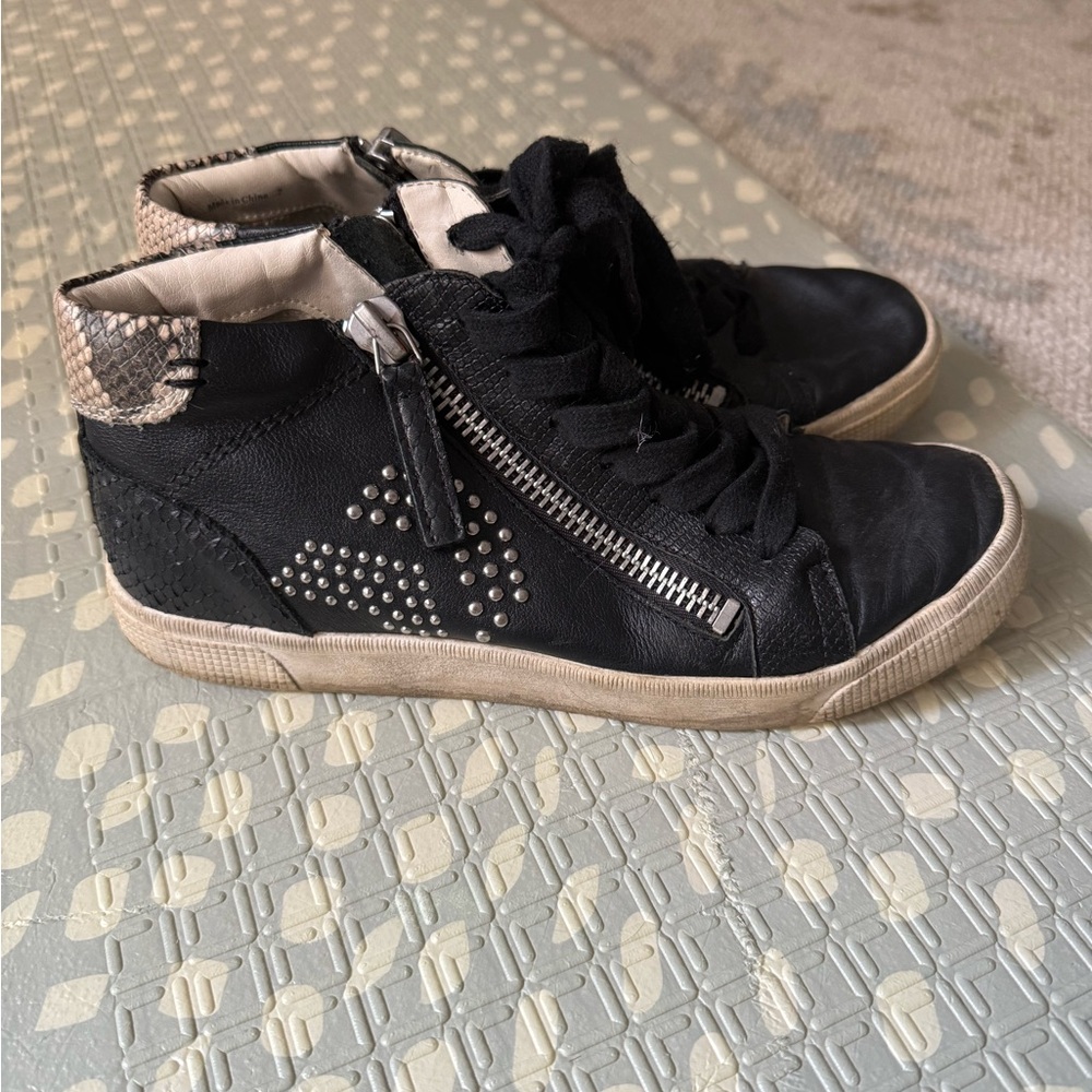 Dolce Vita Black and Tan Sneakers